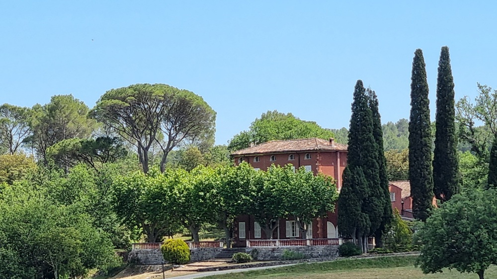 domaine 24 ha en AOP Côtes de Provence